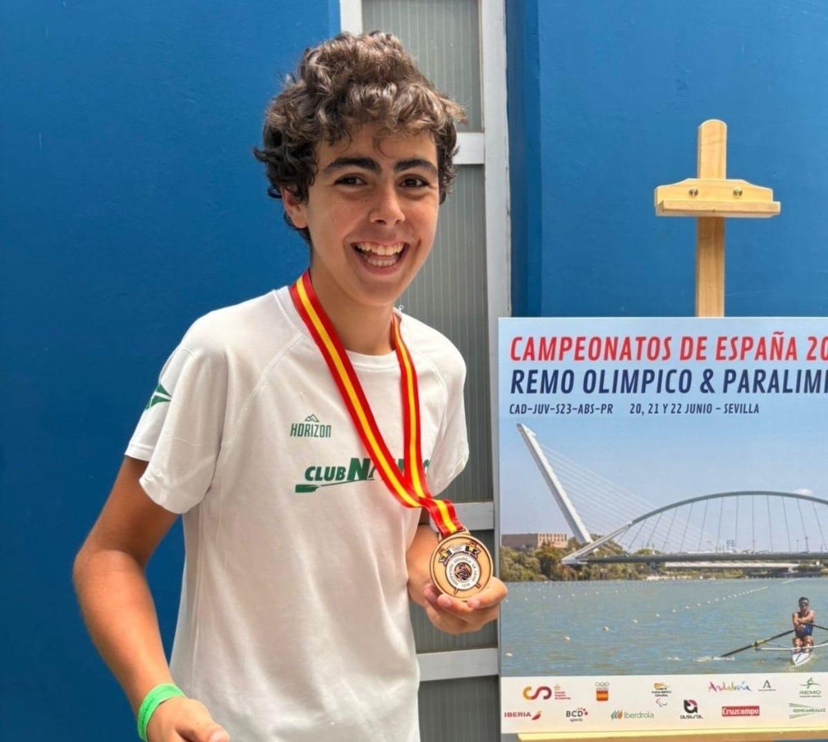 Los remeros de Tomares brillan en el Campeonato de España de Remo Olímpico por Clubes