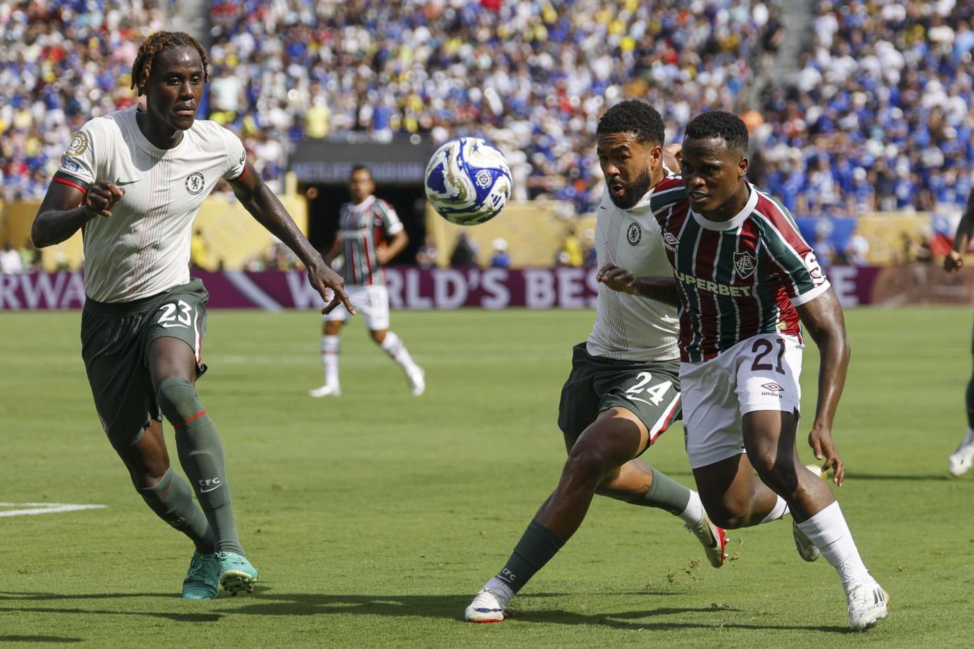 Joao Pedro enciende al Chelsea y apaga al Fluminense