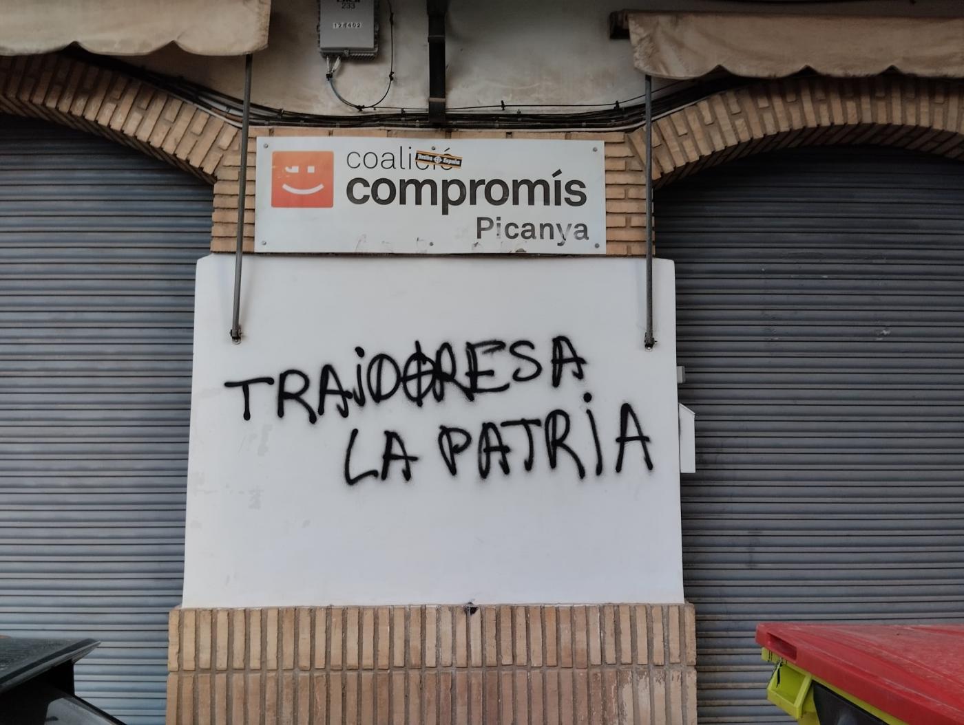 Compromís denuncia la vandalización de su sede en Picanya (Valencia) 