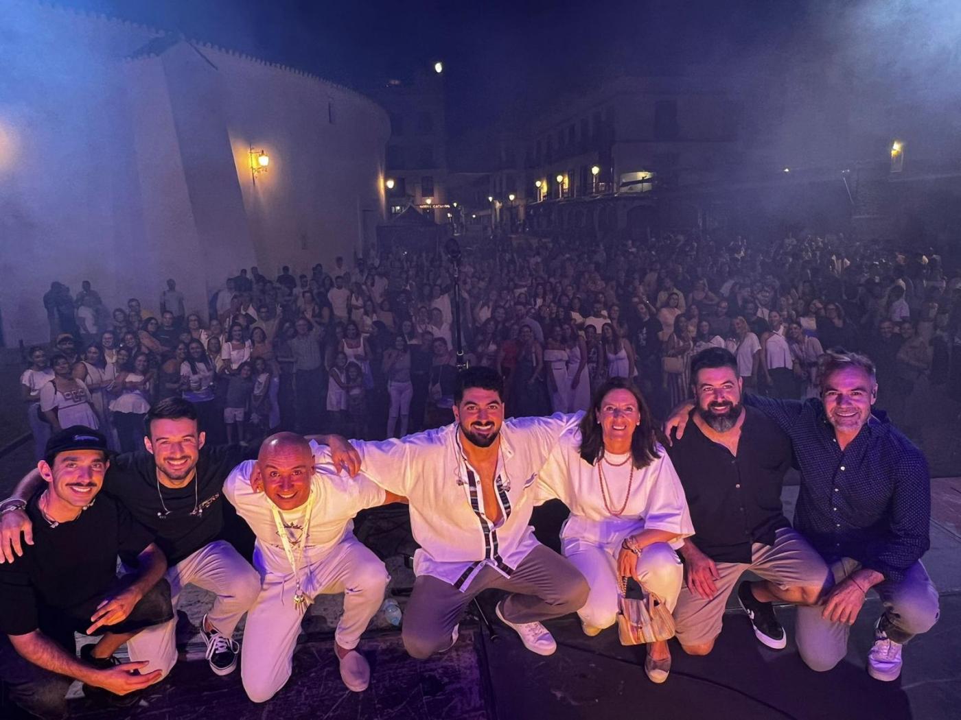 La Noche en Blanco de Ronda vuelve a reunir a cientos de personas en torno a la cultura
