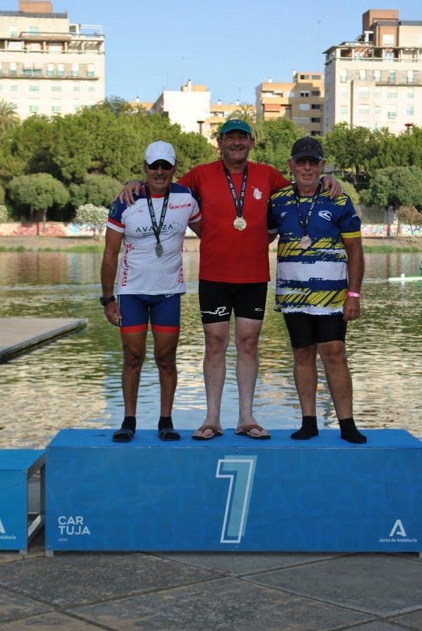 Brillante actuación del equipo de piragüismo del RCN de El Puerto