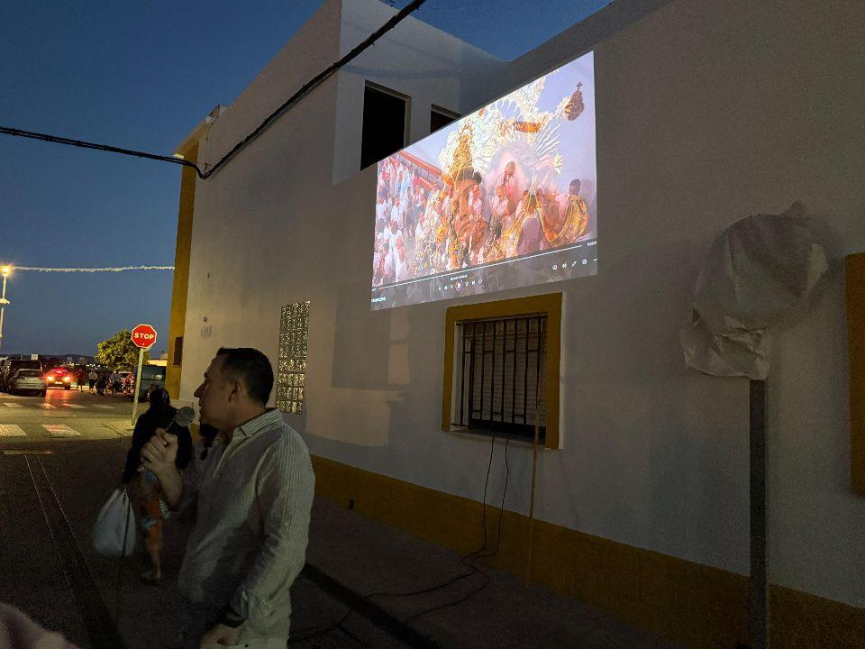Un documental describe Palmones, su Virgen y la forma de ser de sus habitantes