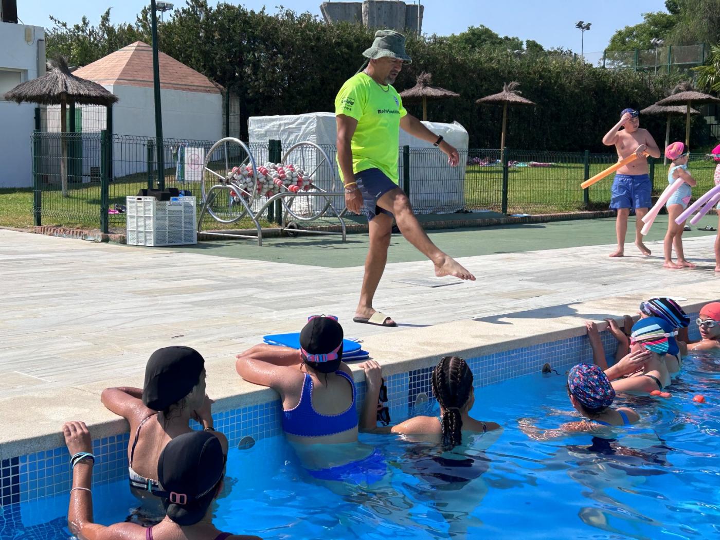 Tomares lanza una amplia oferta deportiva que combina ocio y conciliación