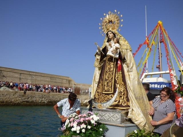La Virgen del Carmen de Rota se prepara para vivir su salida marítima y procesional
