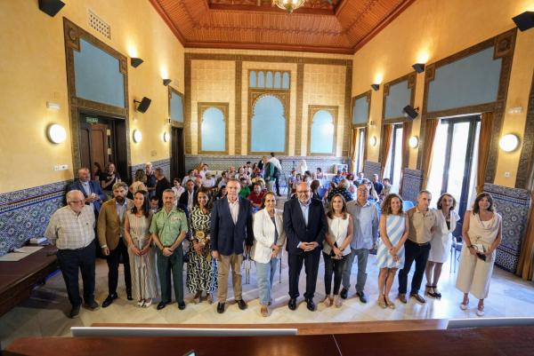 Imagen del acto de presentación del Plan Estratégico. - AI