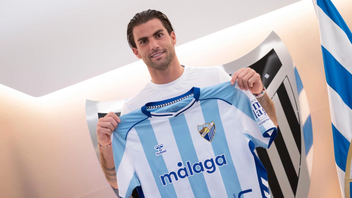 El Málaga ya tiene a su delantero 'tanque': Eneko Jauregi, fichado
