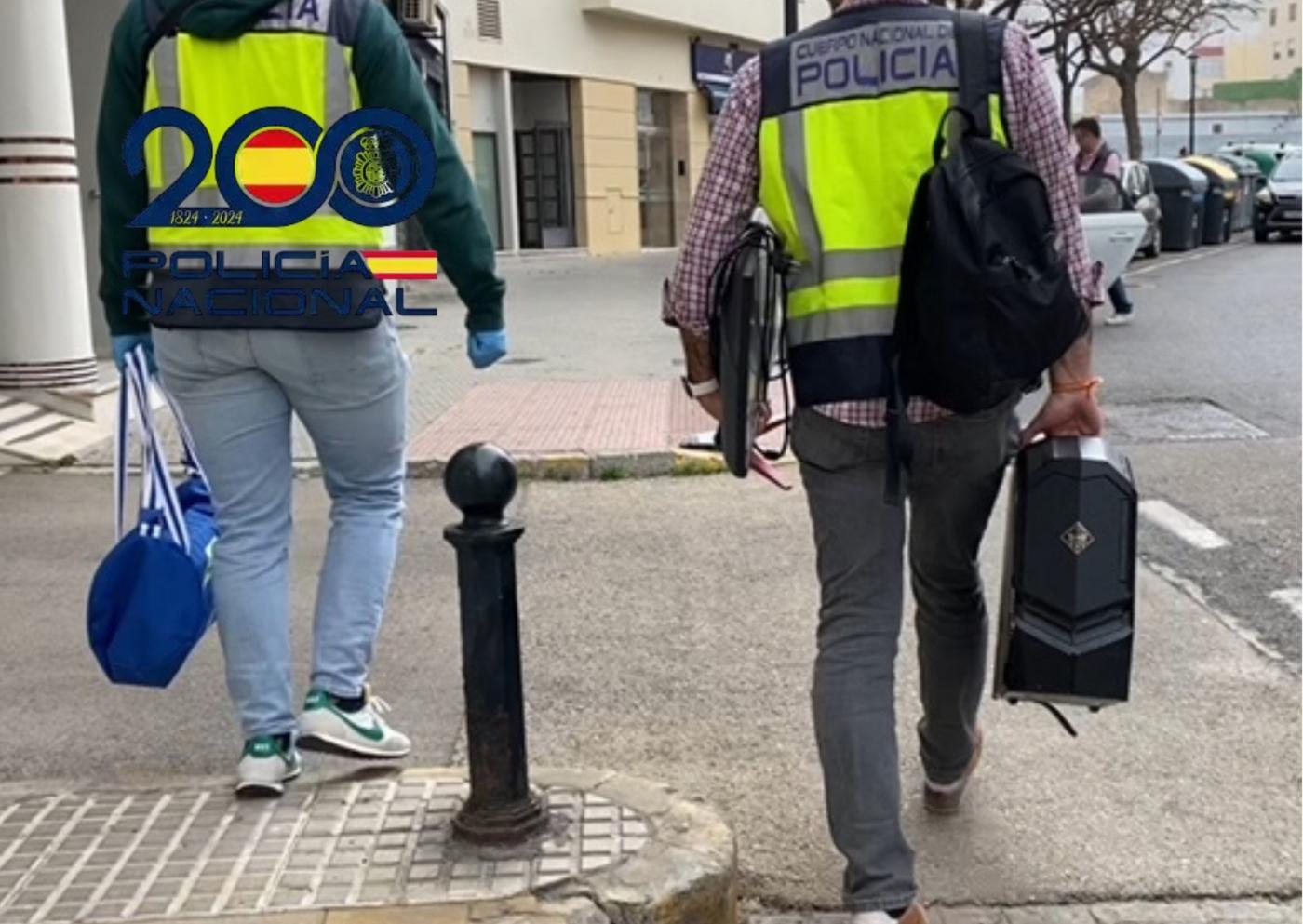 Dos detenidos en Cádiz tras desarticular una red de distribución de pornografía infantil