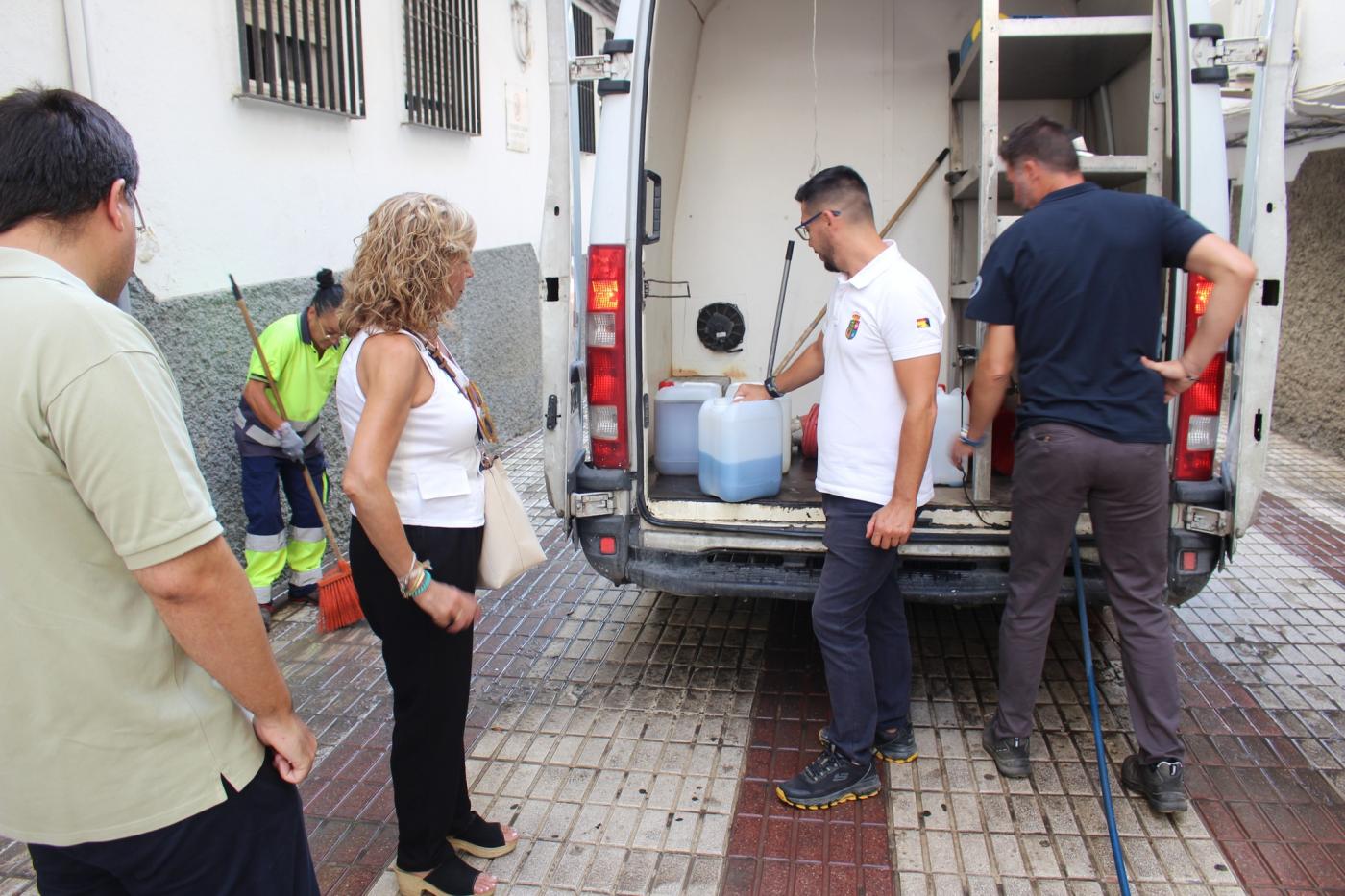San Juan refuerza la limpieza del barrio Alto dentro del plan especial de verano