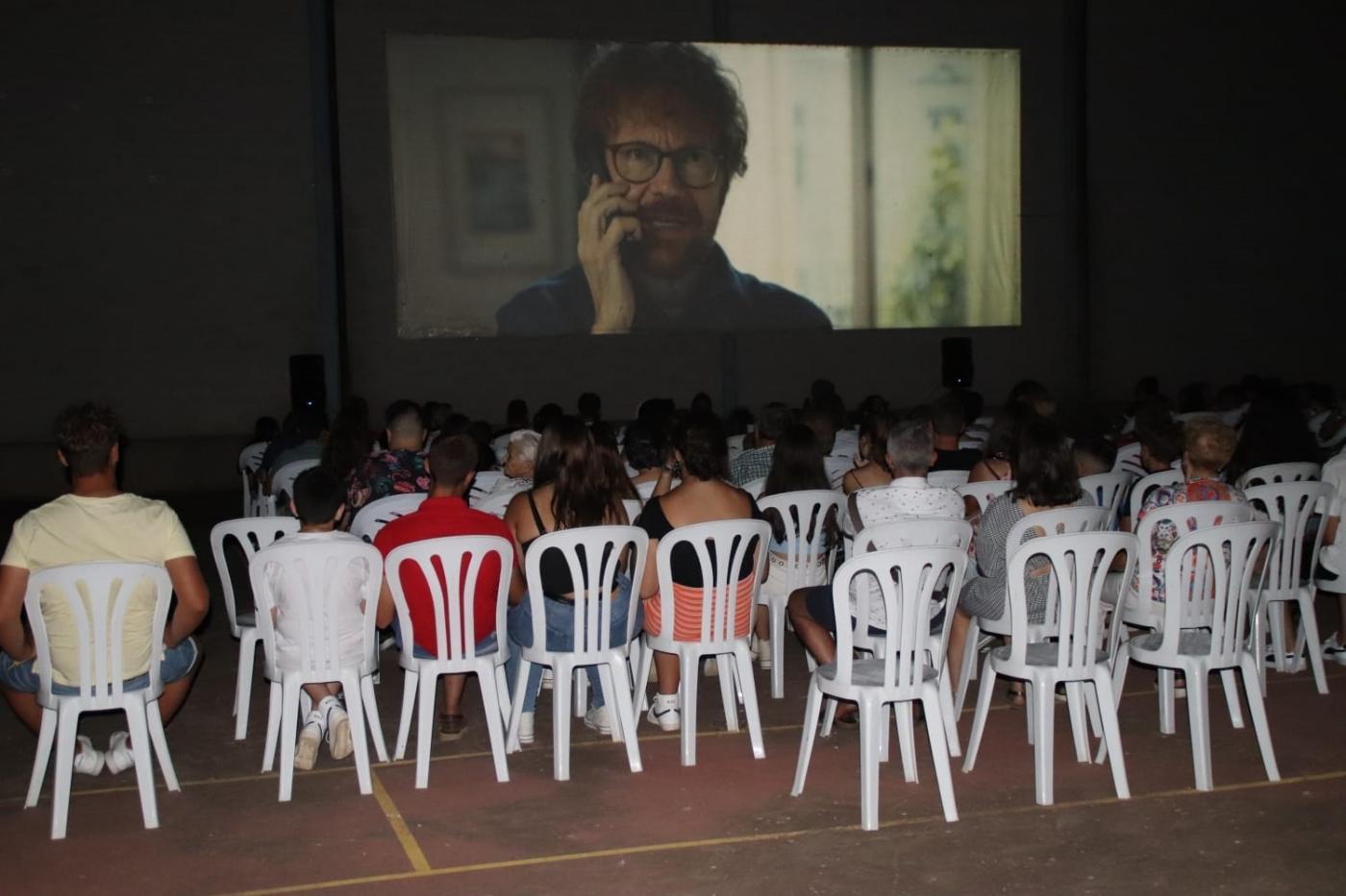 La iniciativa 'Los Jueves al Cine' ofrece la proyección de la comedia 'Pájaros' el día 17