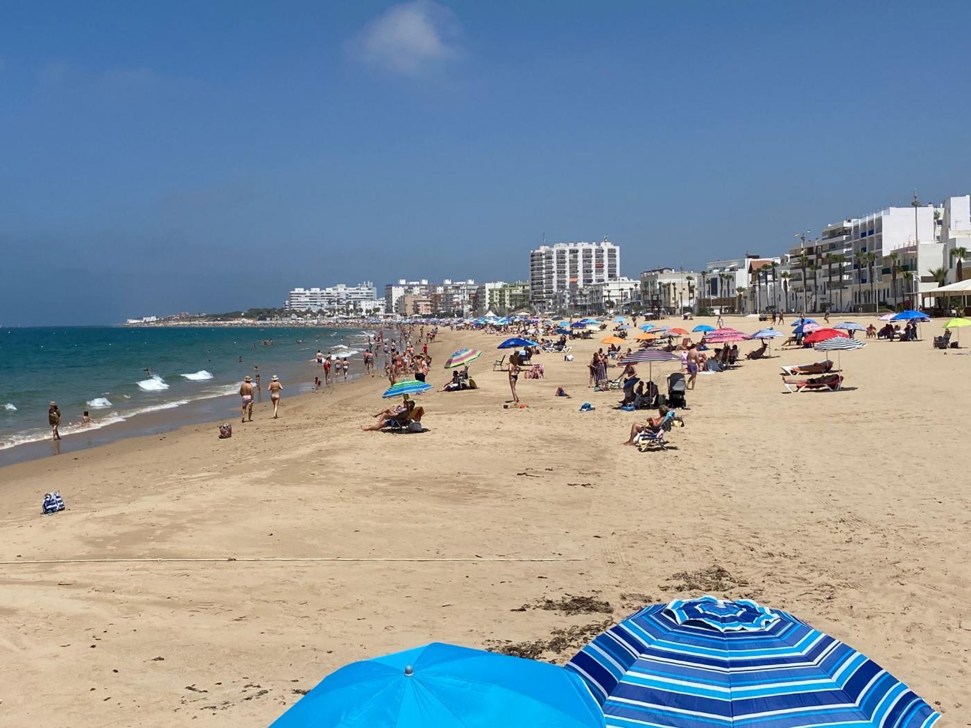 Rota cierra la primera quincena de julio con más del 86% de ocupación hotelera