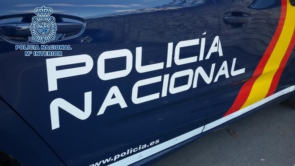 Detenidos por romper el escaparate de una tienda para robar teléfonos móviles