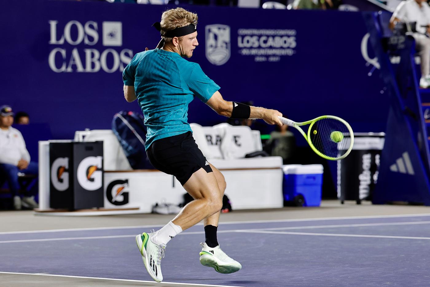 Duckworth fulmina a Davidovich en Los Cabos y sacude el cuadro del torneo 