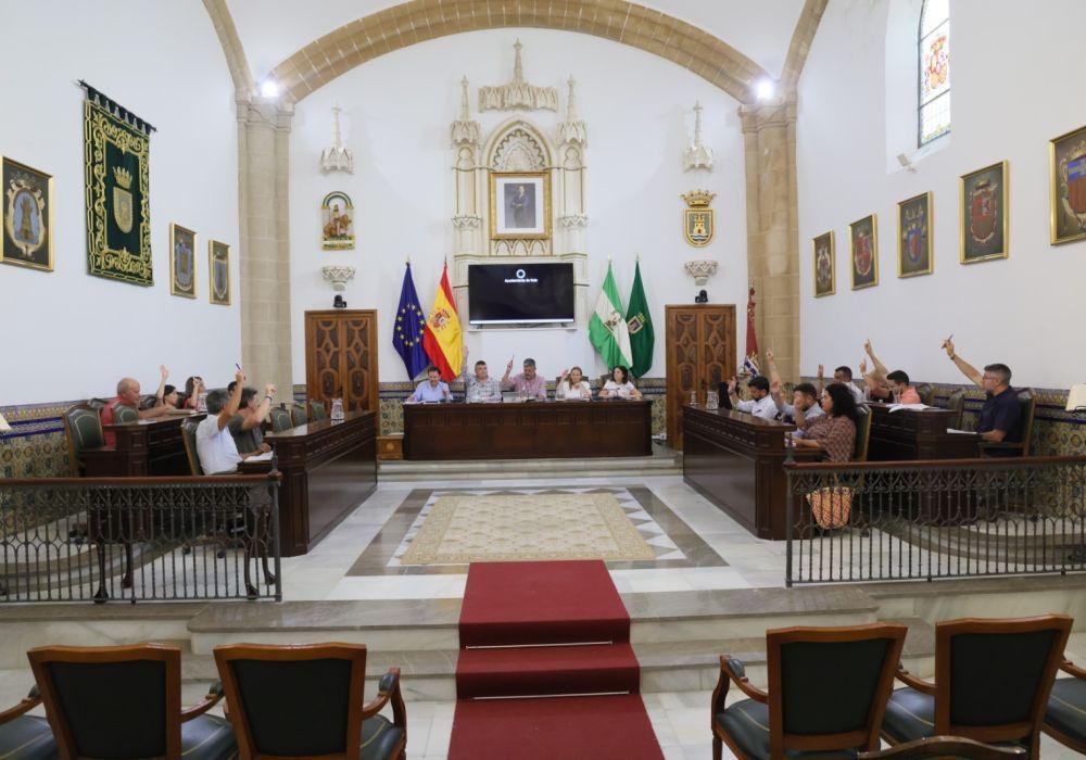 El pleno ordinario de julio aprueba por mayoría la adhesión de Rota al FAMSI