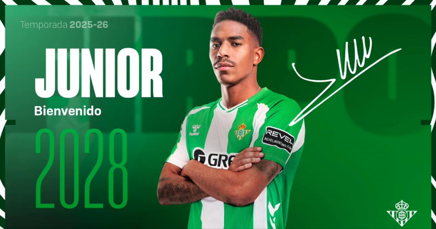 Junior Firpo vuelve al Betis