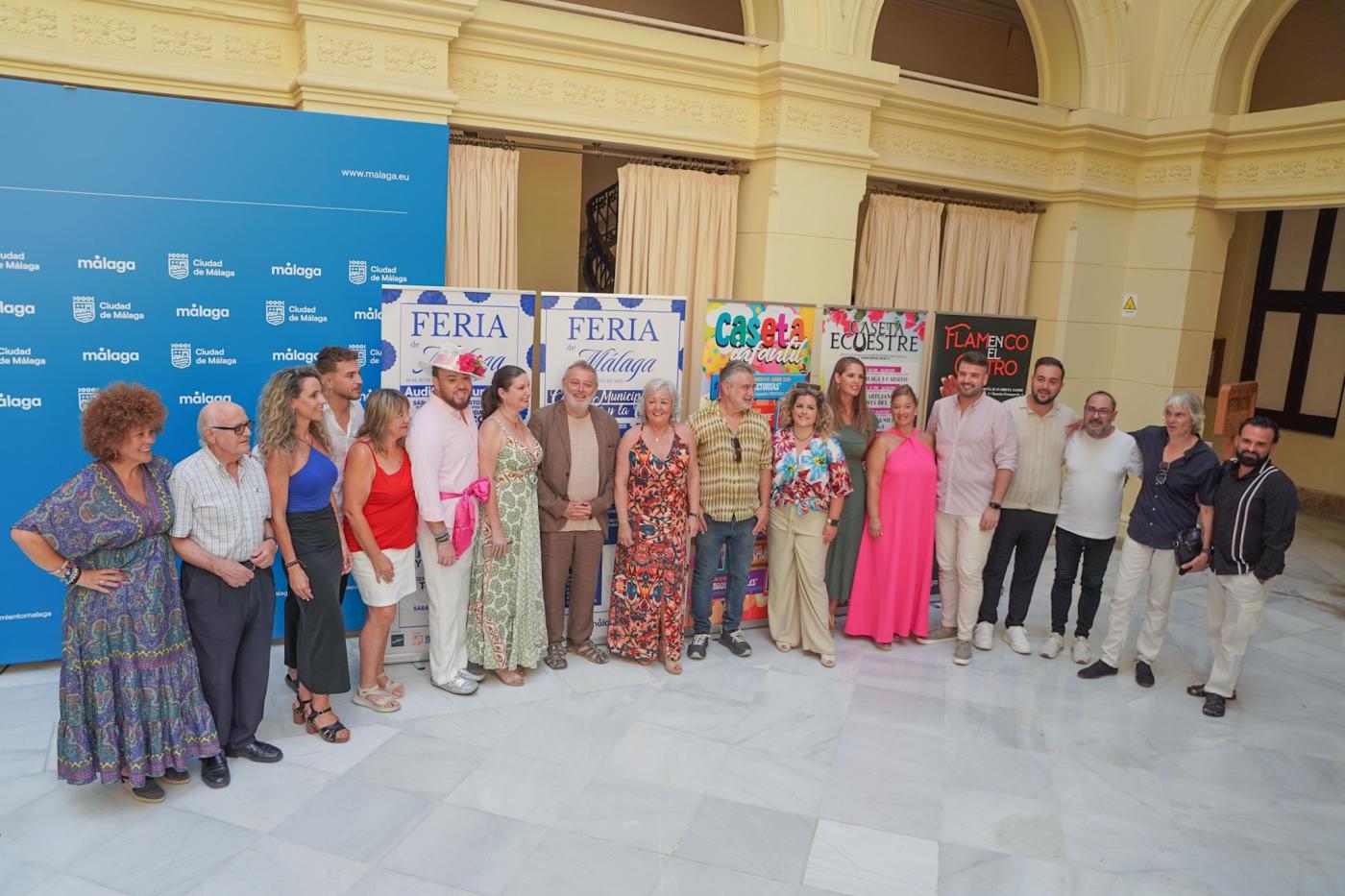 Chambao, Camela, Merche o Paco Candela actuarán en la Feria de Málaga 2025