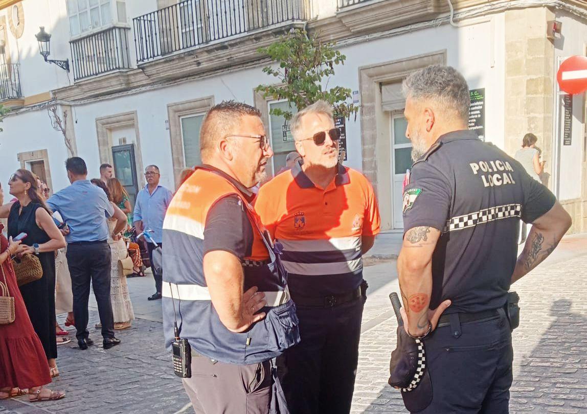 Policía Local y Protección Civil salvan la vida de una mujer 
