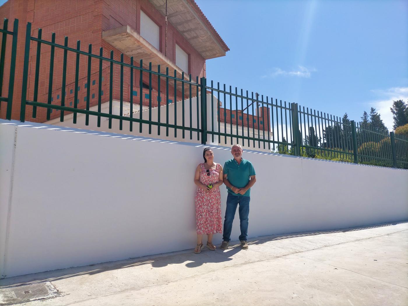 Remodelación del muro del CEIP El Romeral de Vélez. - Ayuntamiento Vélez-Málaga