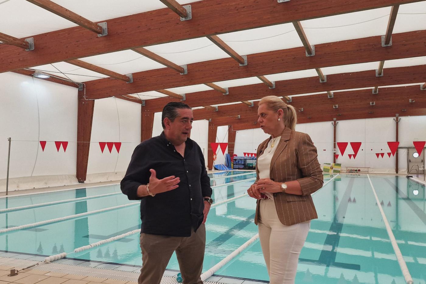 La piscina cubierta de Bormujos no abrirá en el curso 25/26 por la ampliación de las obras