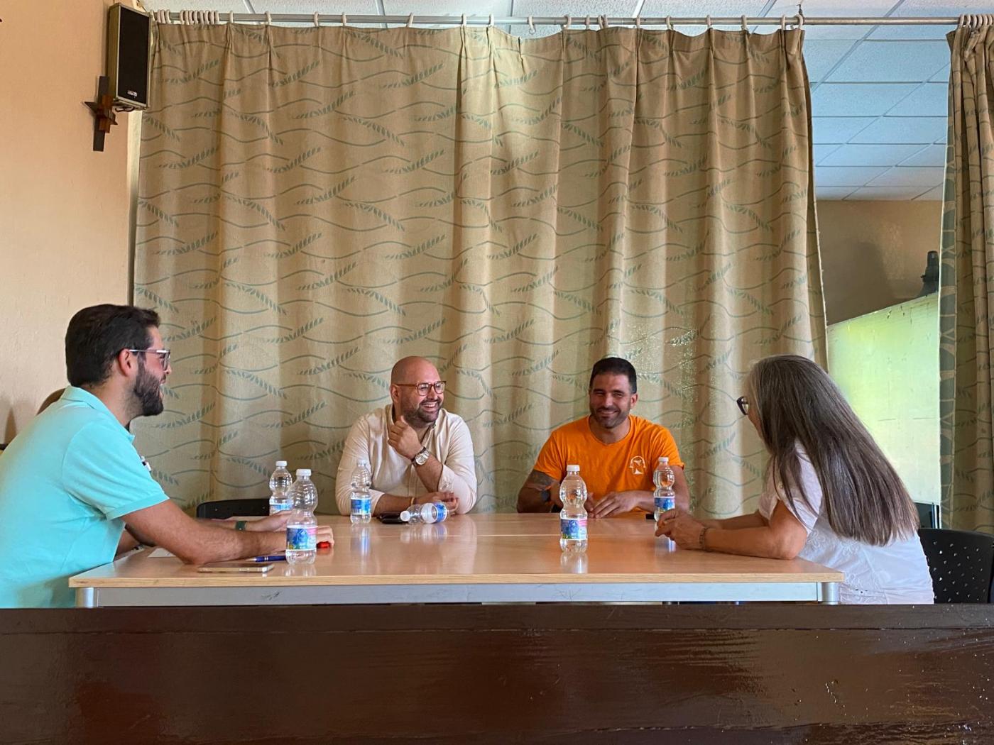 Ayuntamiento y vecinos de la Sierra de San Cristóbal trabajan en la agenda de actividades
