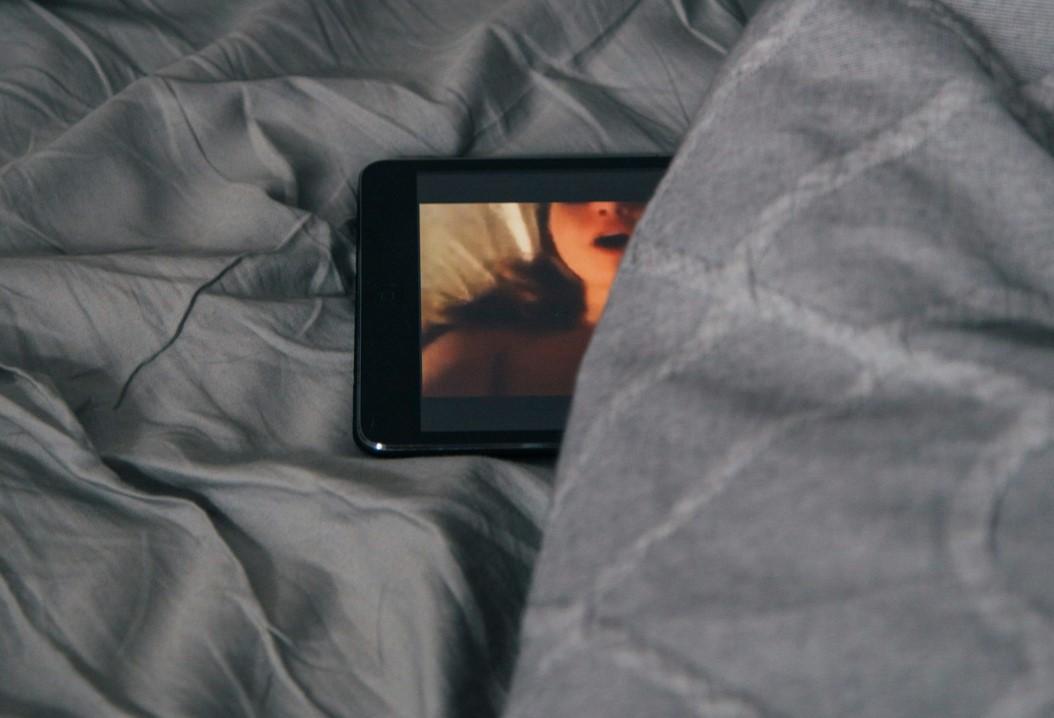 La preocupante edad a la que los jóvenes andaluces empiezan a consumir porno 