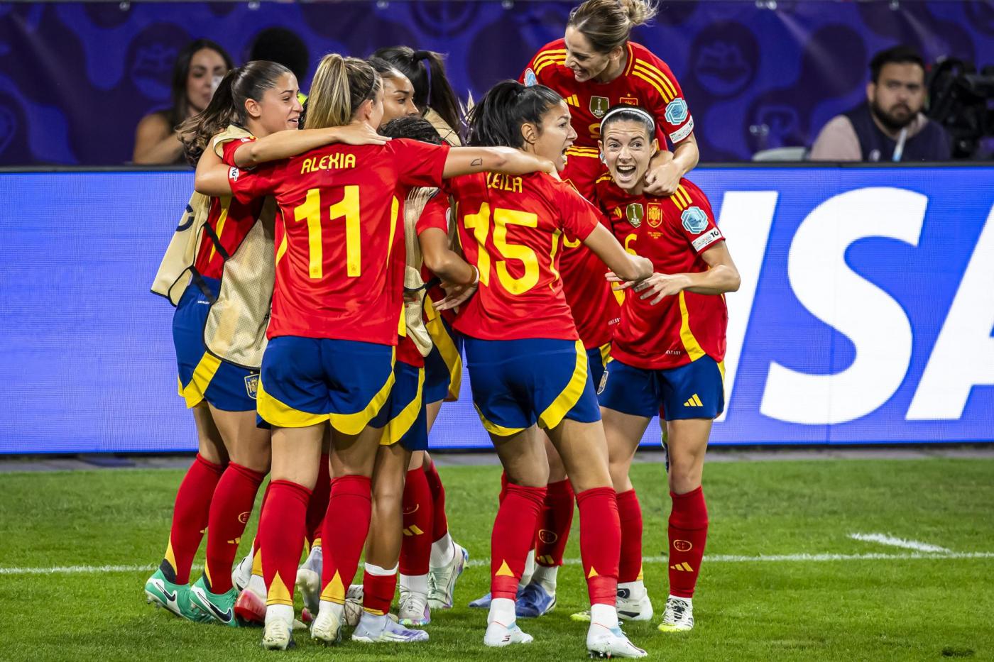 España conquista Berna y avanza a unas semifinales históricas. - EFE