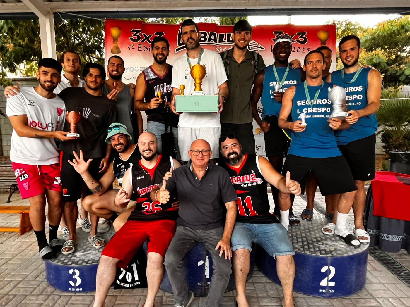 Manteka Team se impone en el V Torneo 3x3 Urbaluz Red Devils