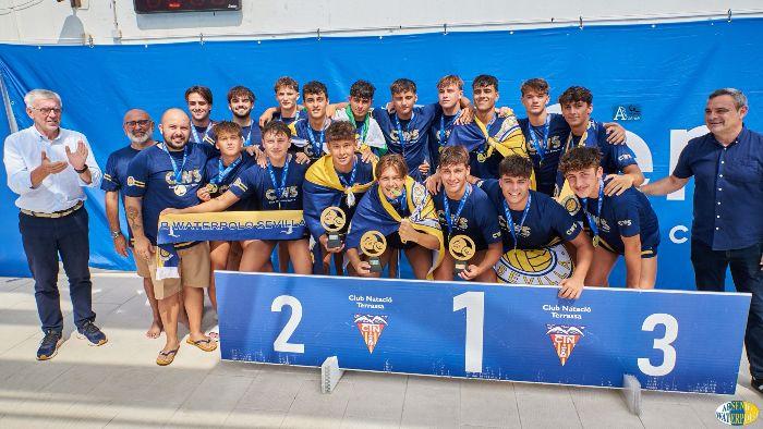 El Waterpolo Sevilla se corona en el Campeonato de España juvenil