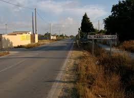 Muere un motorista al chocar contra un coche en la carretera del Marquesado en Chiclana
