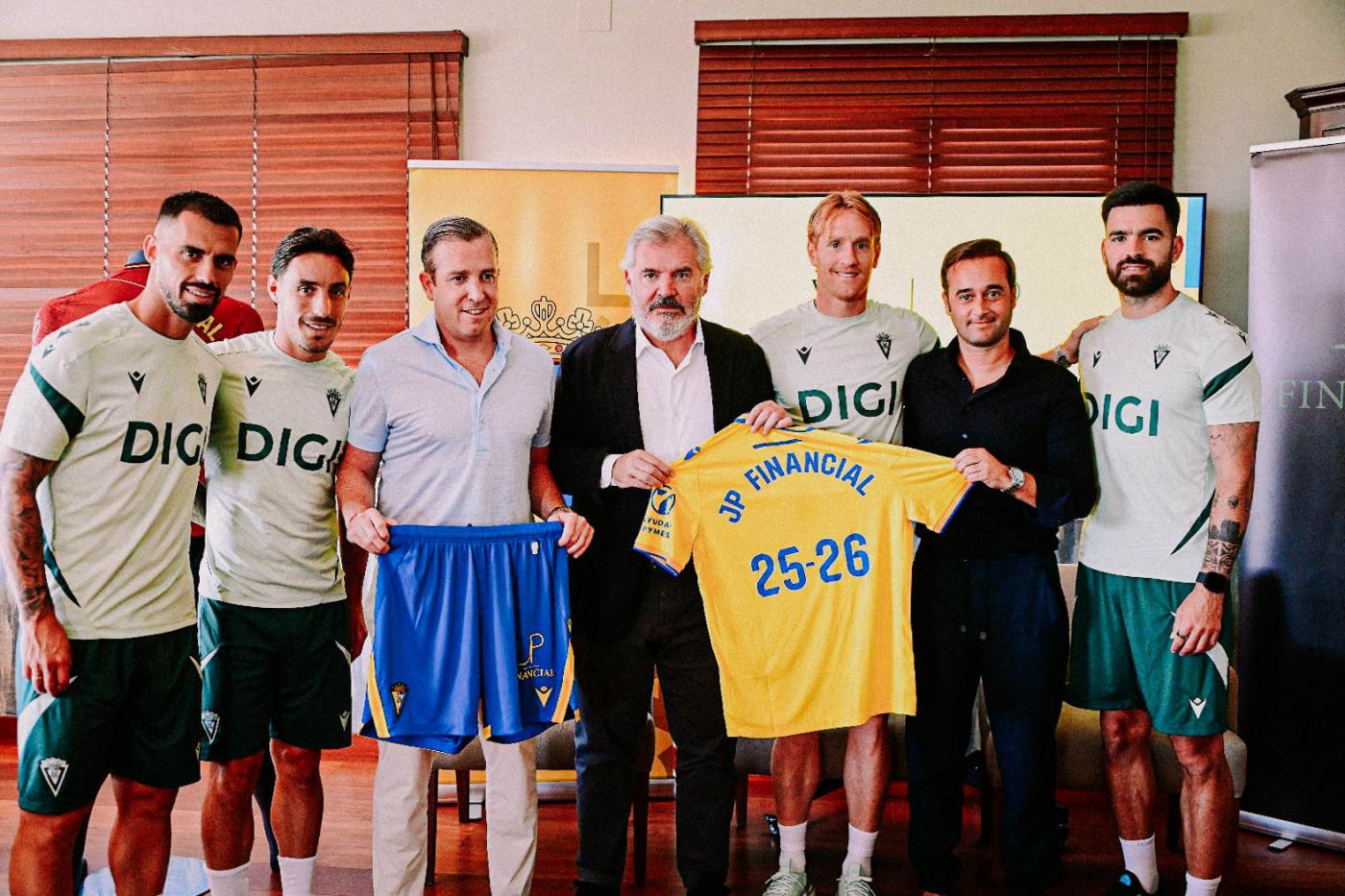 El Cádiz anuncia a un nuevo patrocinador