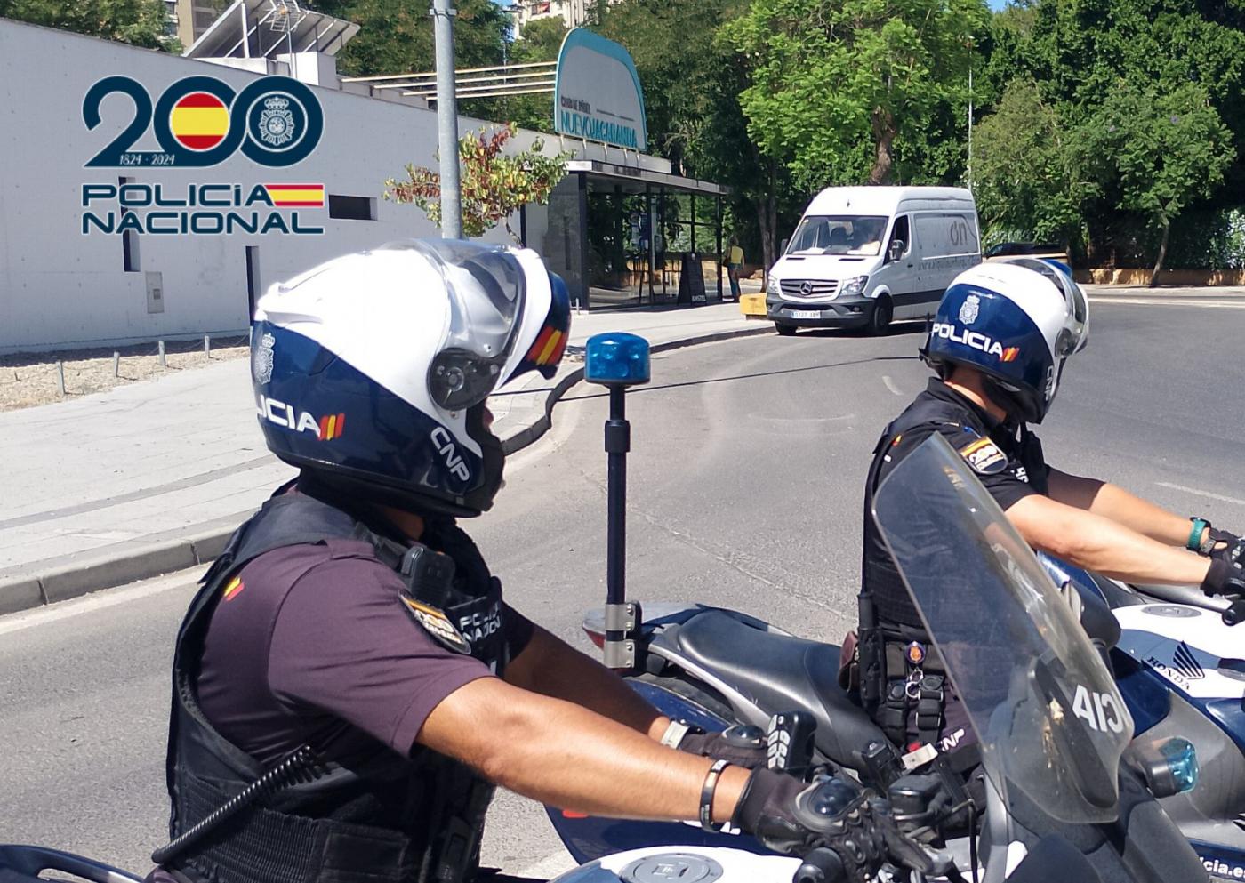 La Policía Nacional detiene in fraganti a un hombre tras entrar a robar en una vivienda 