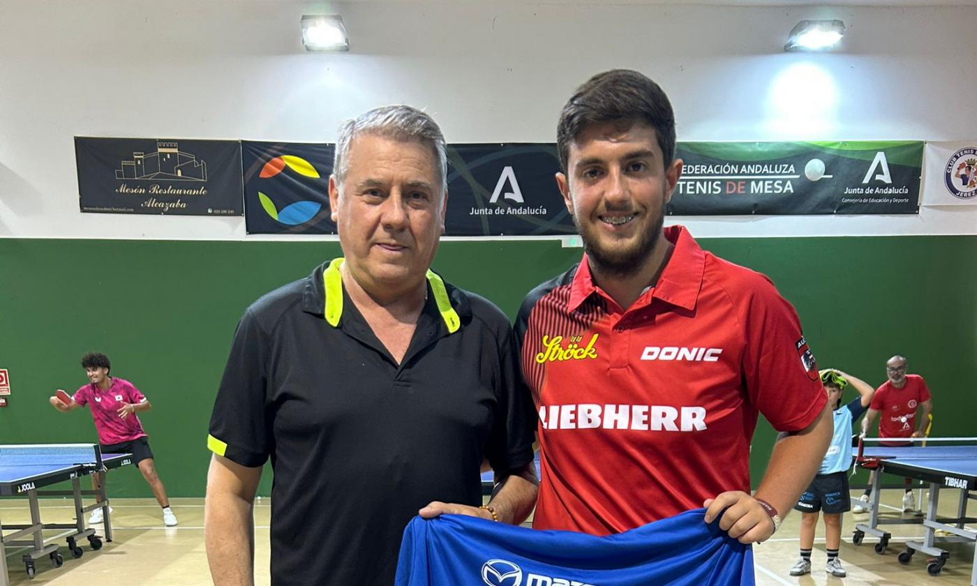 Gabriel Cabezas, junto a Sebastián Guerrero. - 