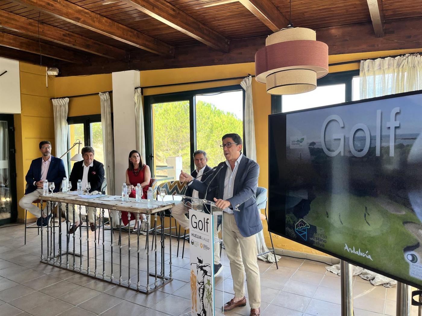 El golf onubense defiende en un informe su compromiso con la sostenibilidad hídrica