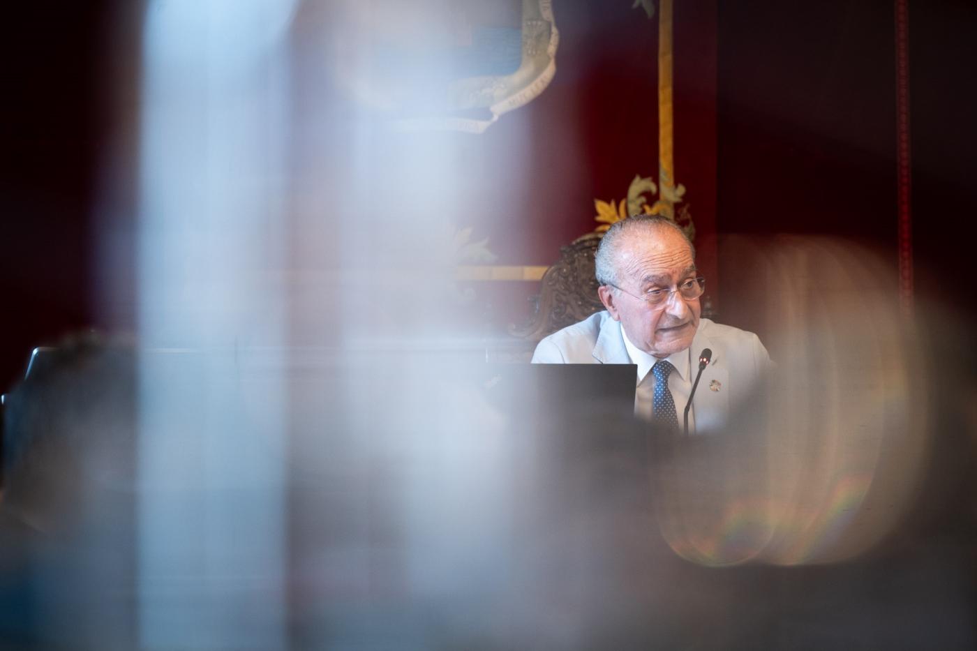 El alcalde durante el pleno. - Ayto. Málaga