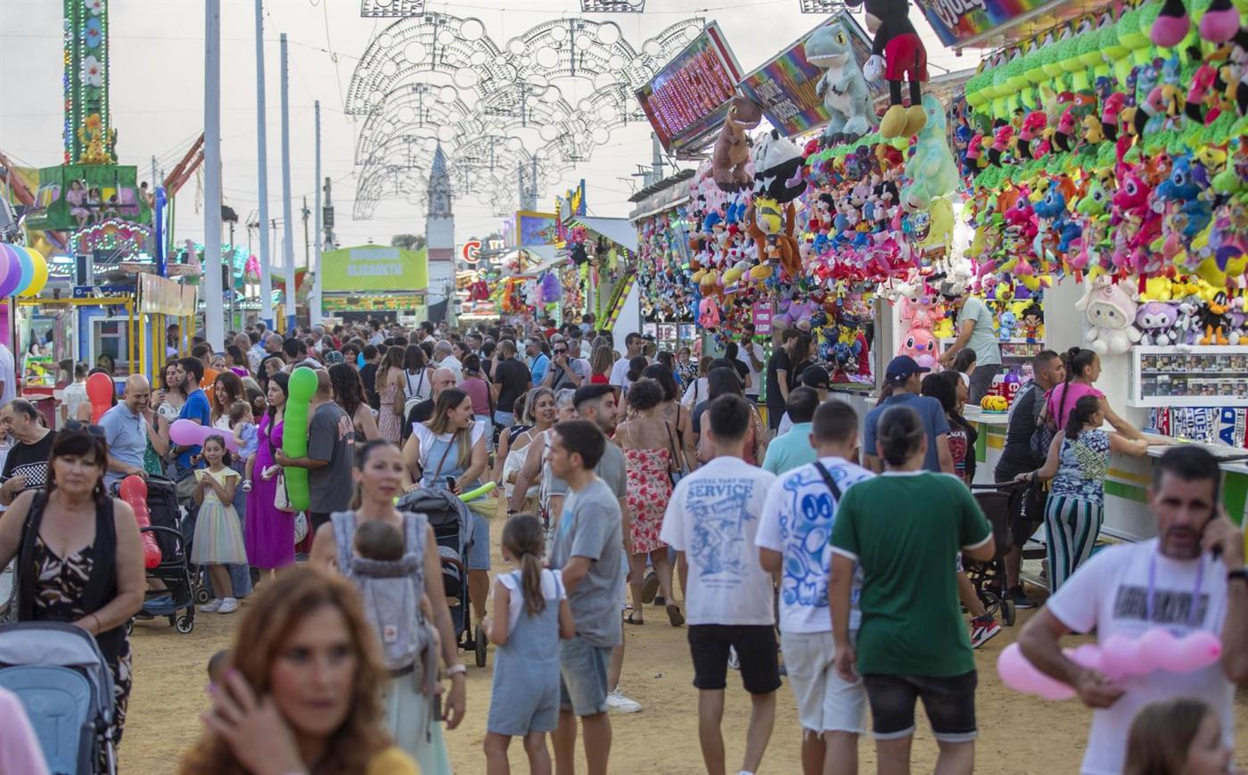 Huelva vivirá el martes la previa de Colombinas con el Día del Niño y prueba del alumbrado