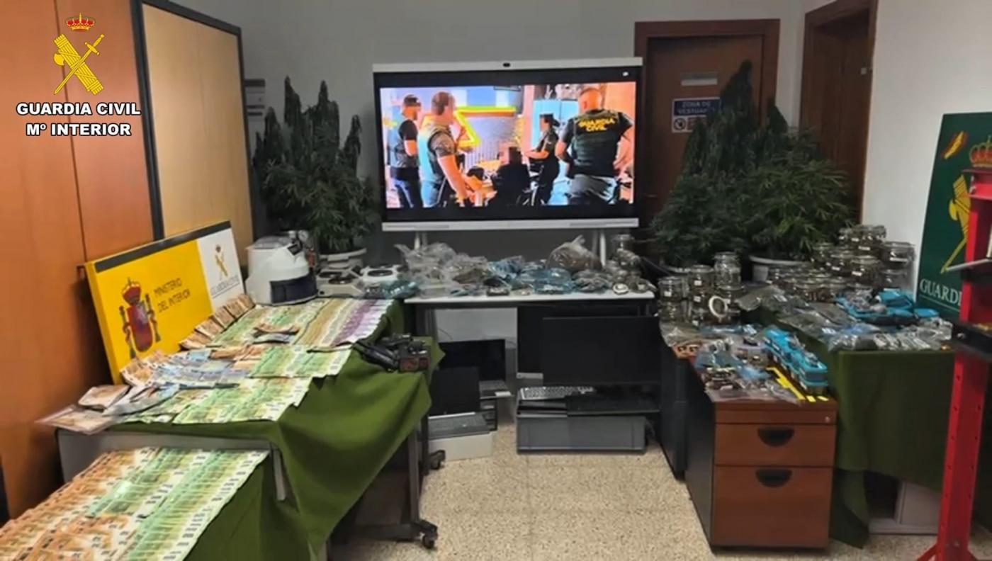 Detienen a diez personas en Mallorca por vender droga a turistas con dos asociaciones