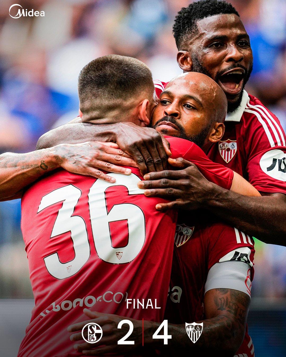 Los 'señalados' del Sevilla se reivindican ante el Schalke 04 en Gelsenkirchen