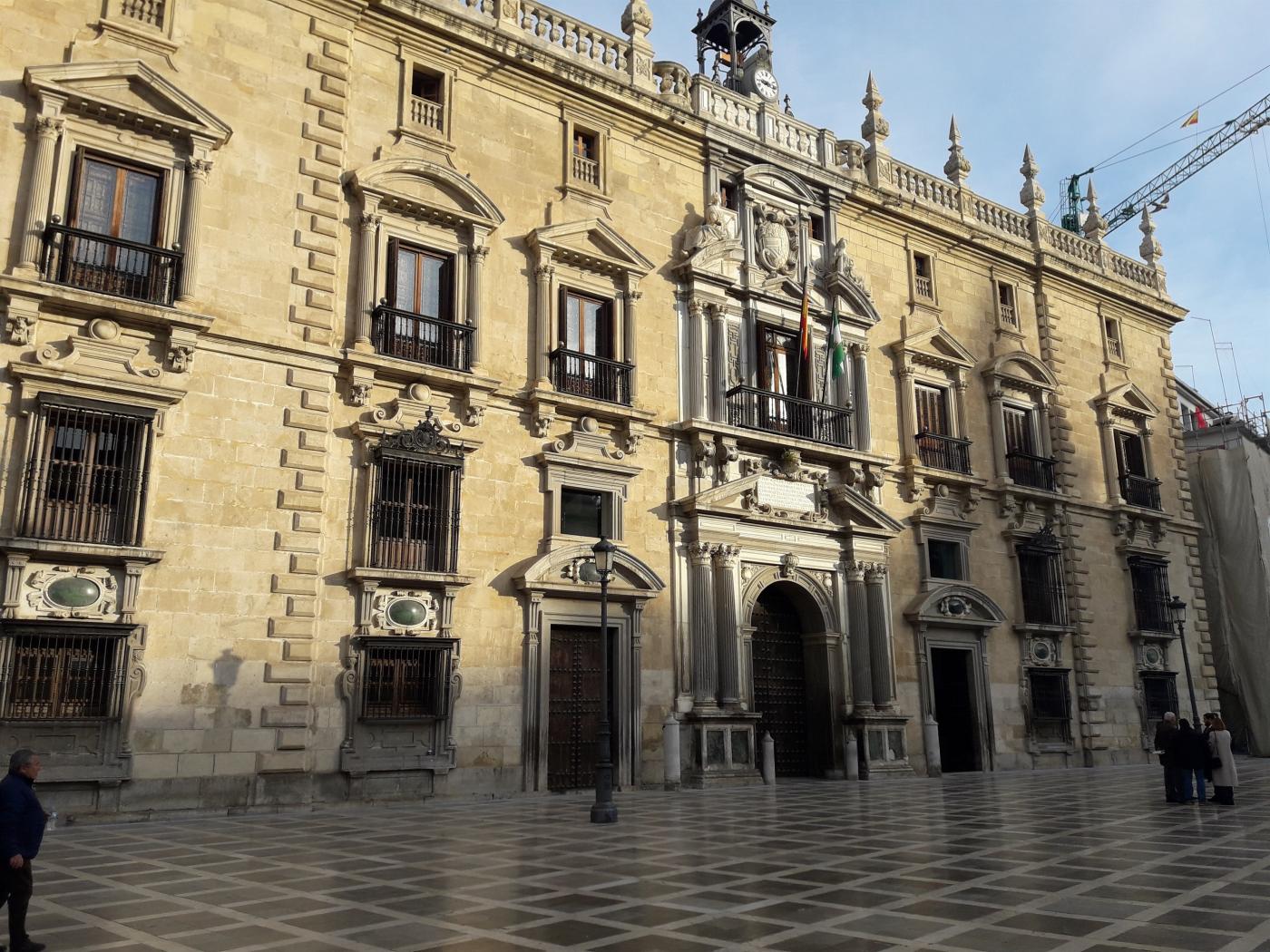 Se enfrenta a cárcel acusado de quedarse con 450 euros de fianza de un alquiler