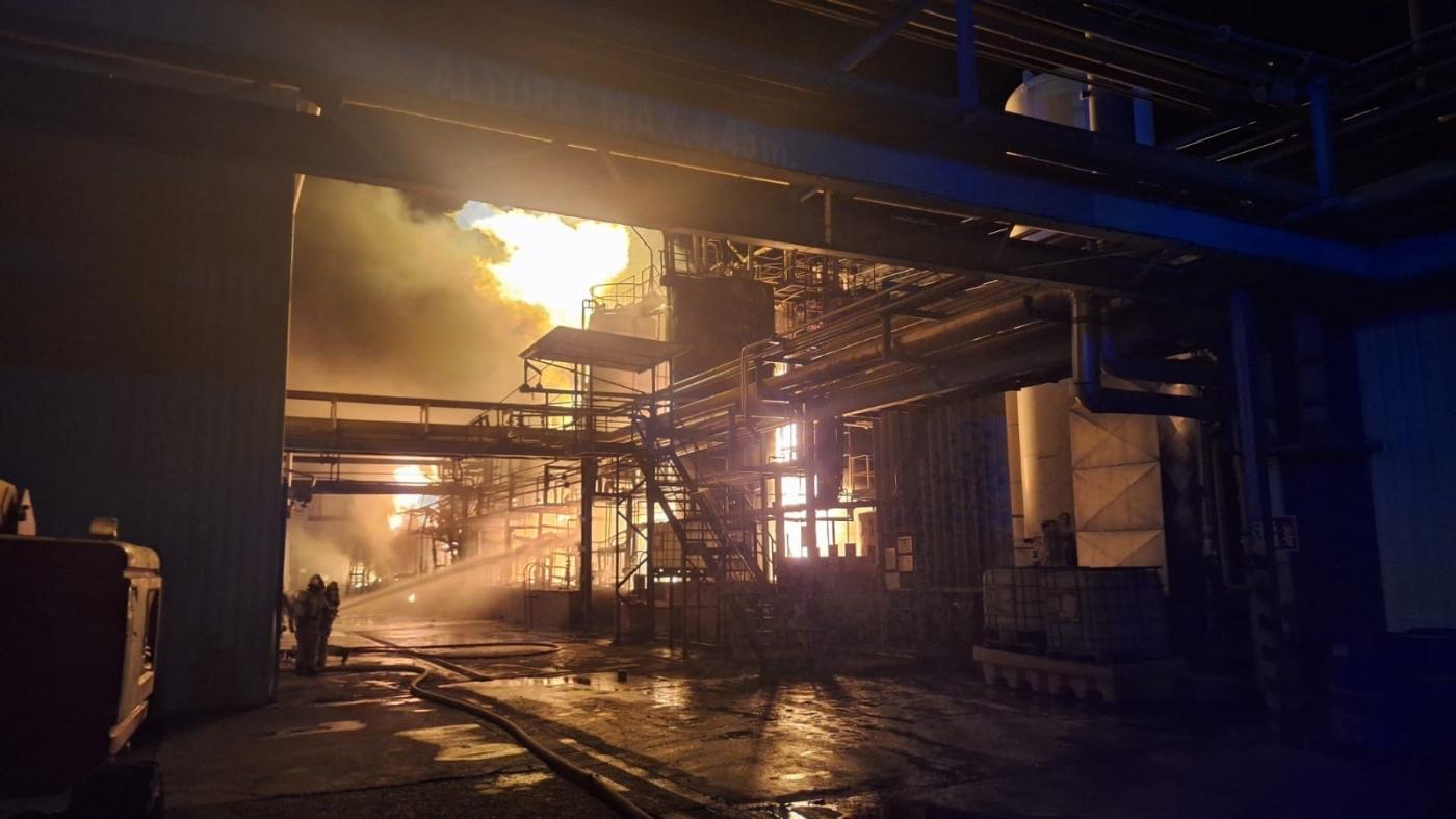 Un incendio en una empresa química obliga a activar el nivel 1 de emergencias en Zuera
