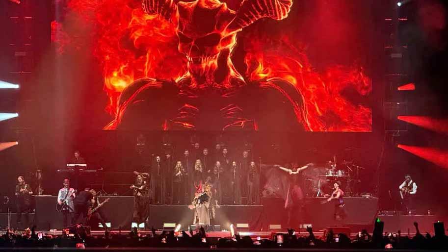 Imagen de un concierto.  - Saurom