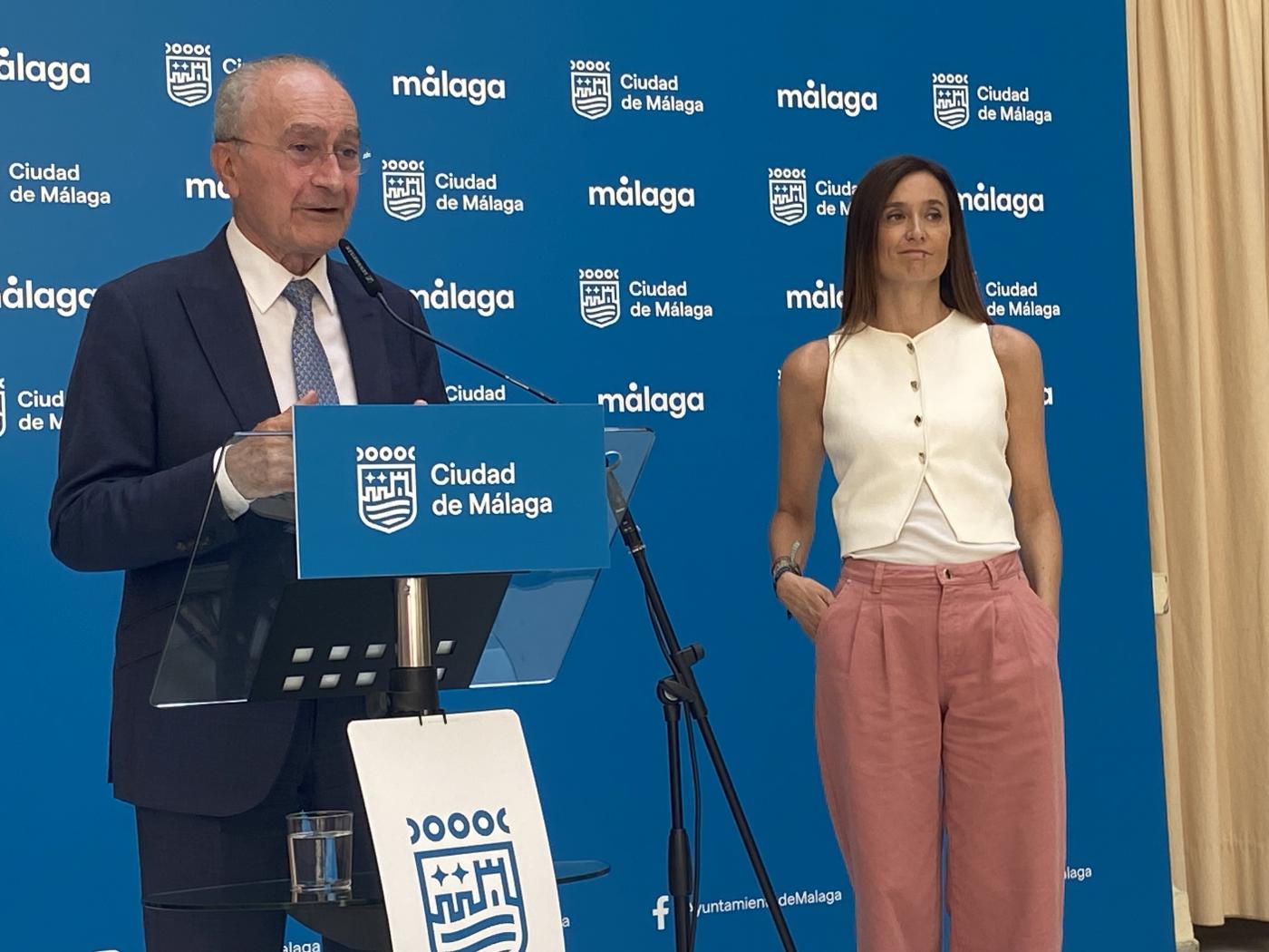 De la Torre (i) y Pérez de Siles. - VM