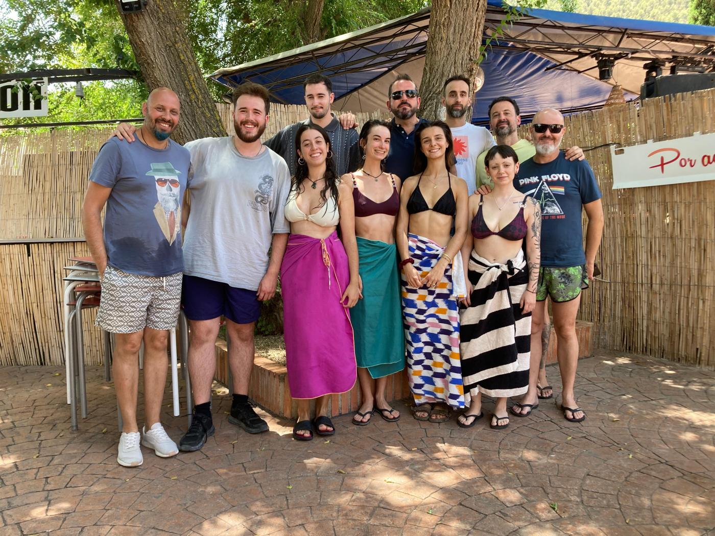 Alumnos y profesores de La Dragona, en Cabra del Santo Cristo.  - Viva Jaén