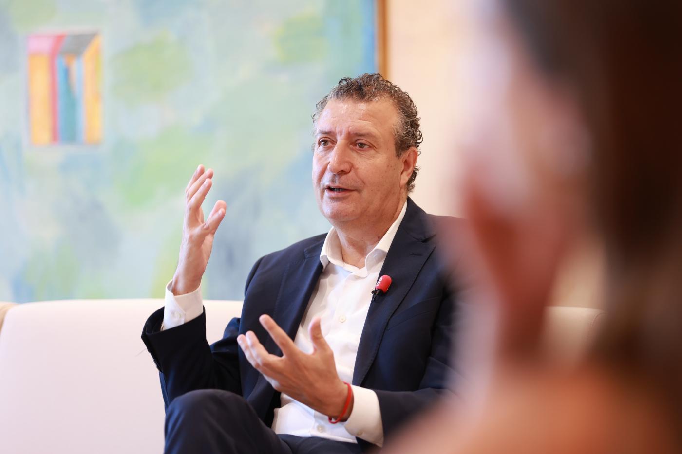 Diputación plantea reabrir la oficina de turismo con el sector para provincia y capital