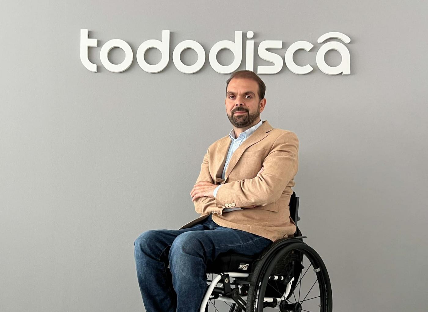 Francisco Zuasti. - 