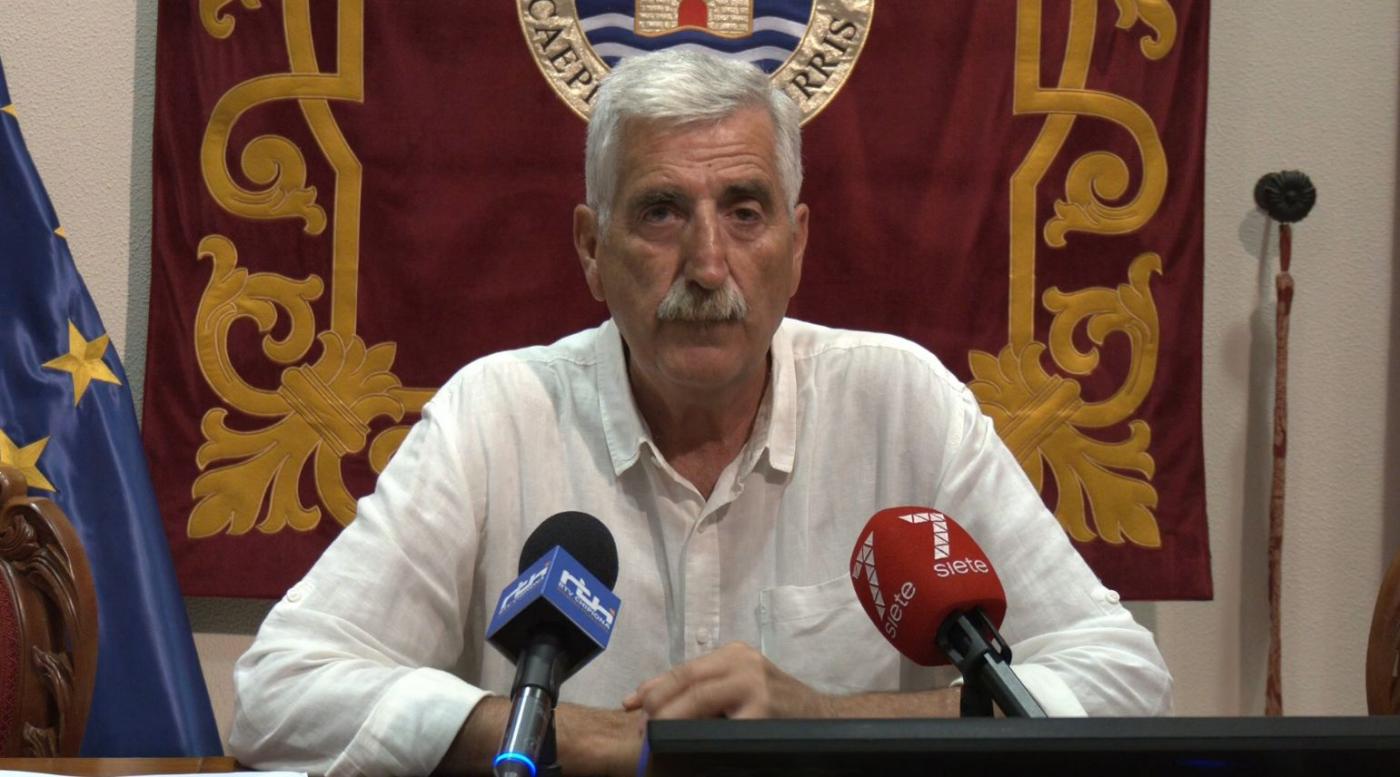 El alcalde de Chipiona presenta tres experientes a la Fiscalía para su procedimiento