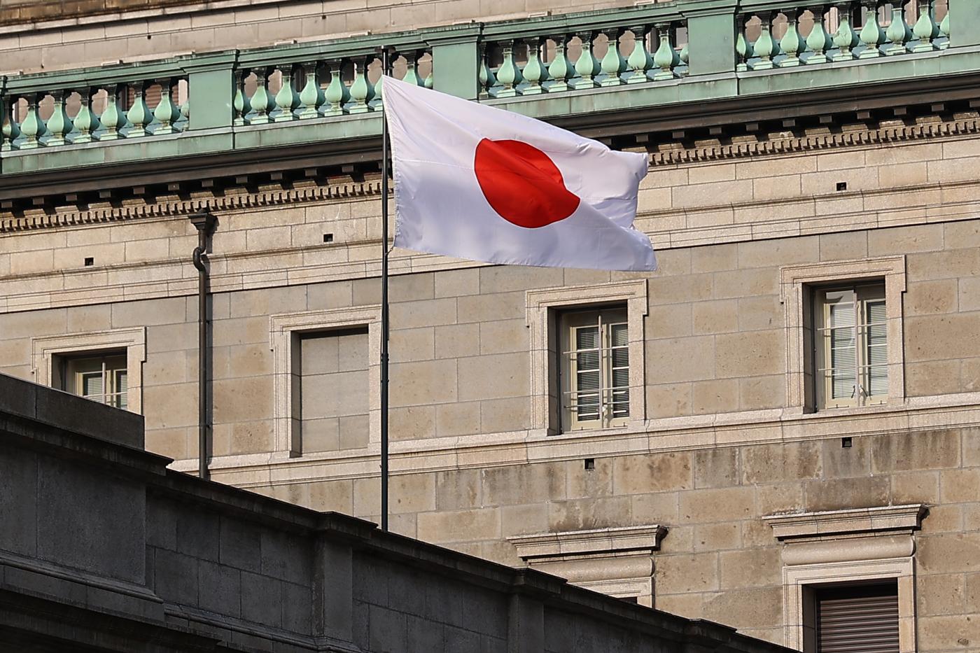 La Embajada española en Japón pide a los españoles que sigan las instrucciones locales