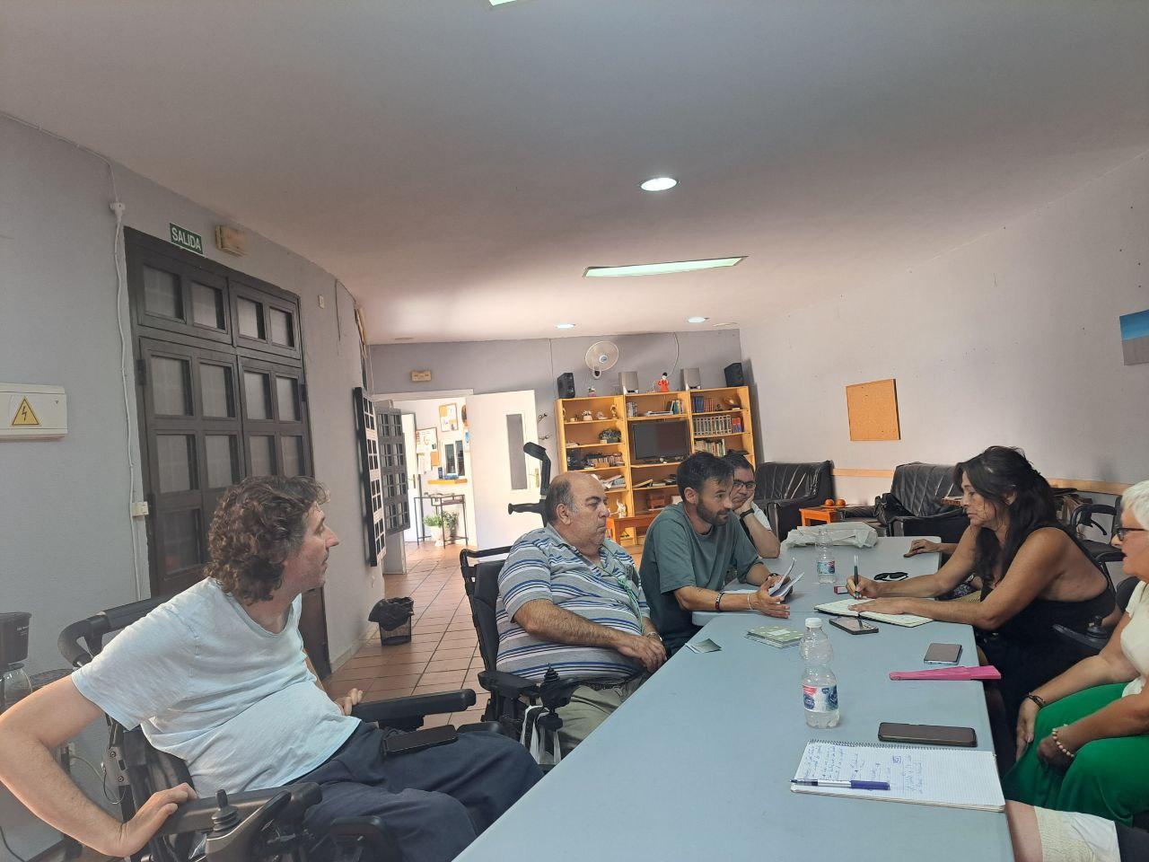 Reunión de Helena Fernández con Agadi - Adelante Izquierda Gaditana