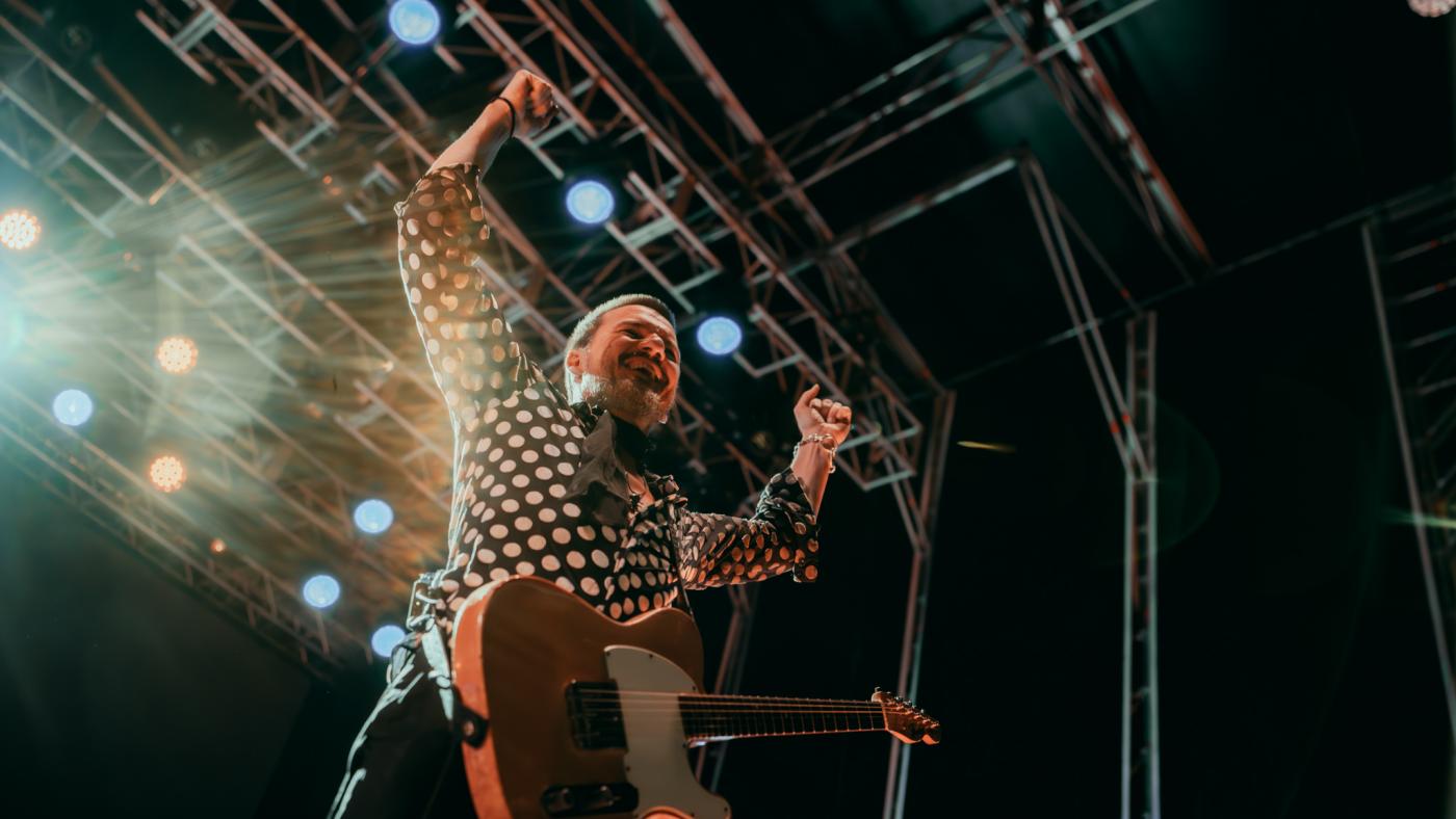 Jerez ruge en el Tío Pepe Festival con el latido imperecedero de la música de Coque Malla