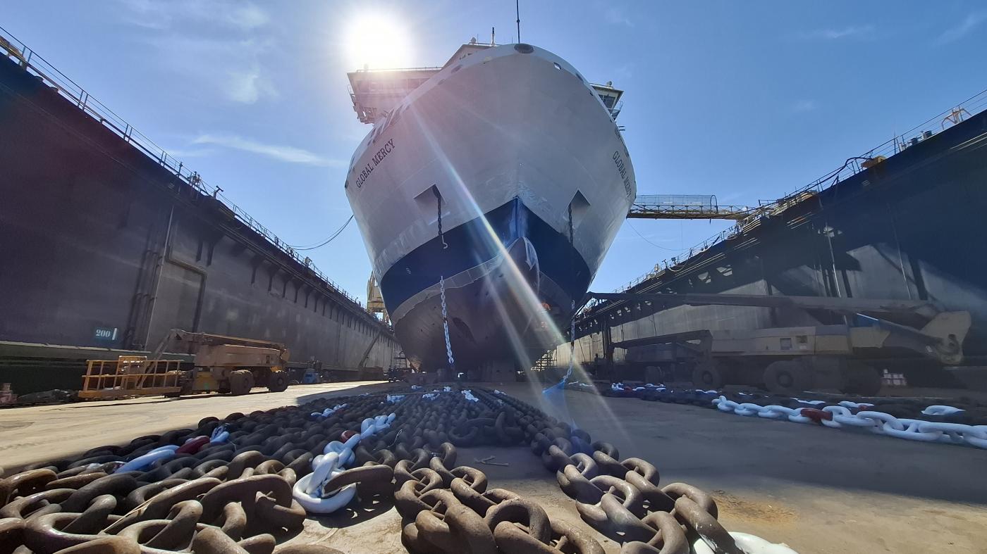 El astillero de Cádiz finaliza la obra en el barco hospital civil más grande del mundo