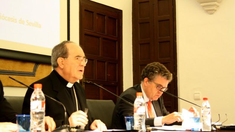 Asenjo presenta las cuentas  Archidiócesis