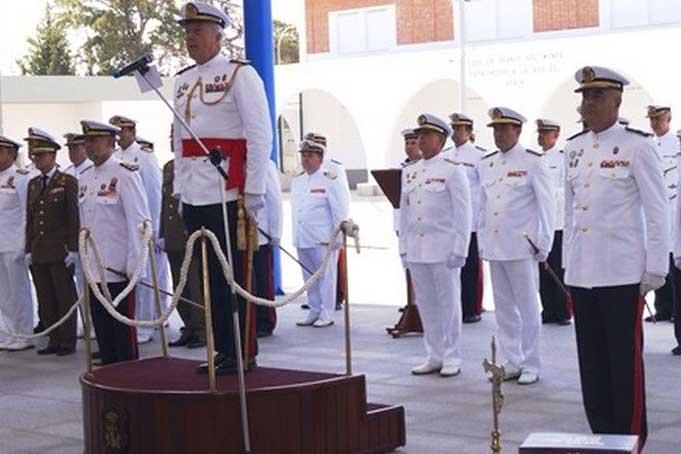 Acto de relevo. Armada